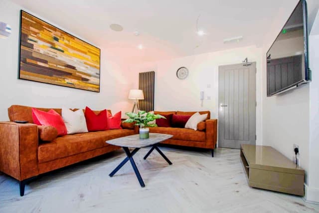 47 Woodcroft Road, L15 image