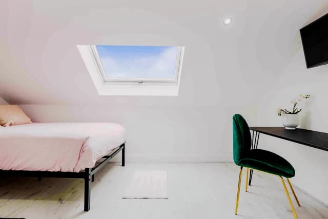 27 Granville road, L15 image 5