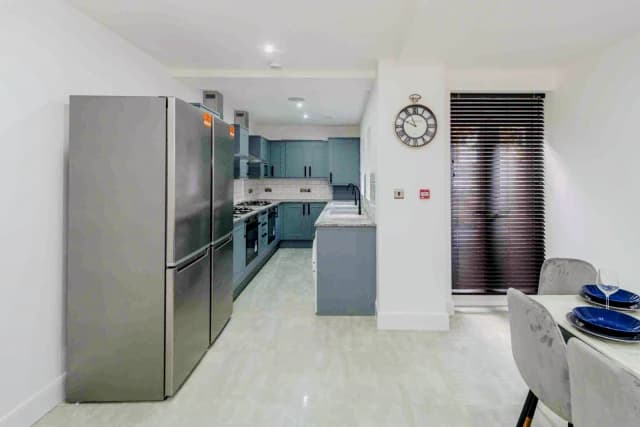 53 Thornycroft Road, L15 image 5