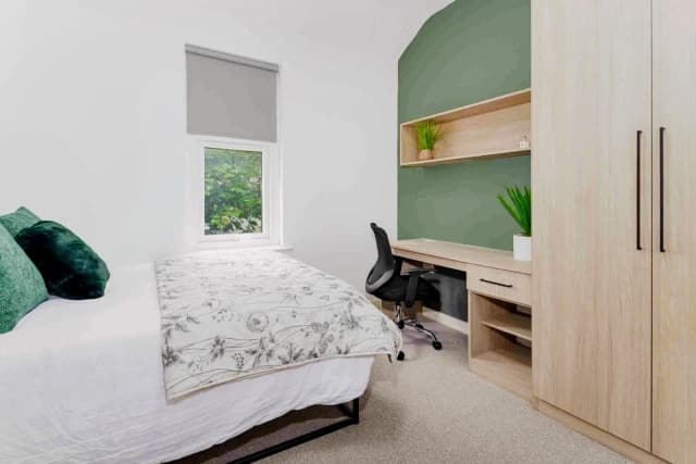 97 Boswell Street, L8 image