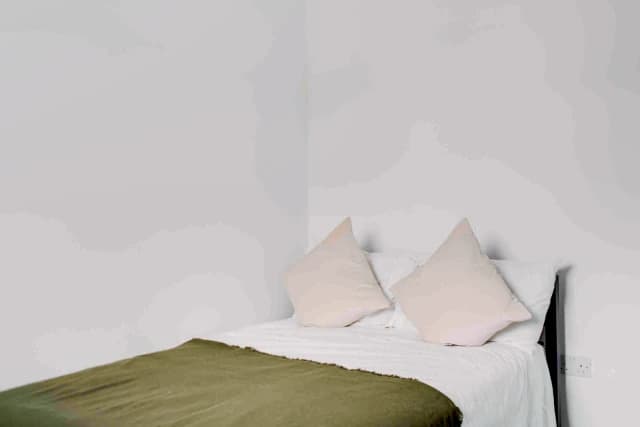 130 Cranborne Road, L15 image