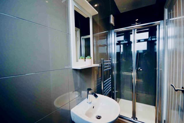 88 Woodcroft Road, L15 image
