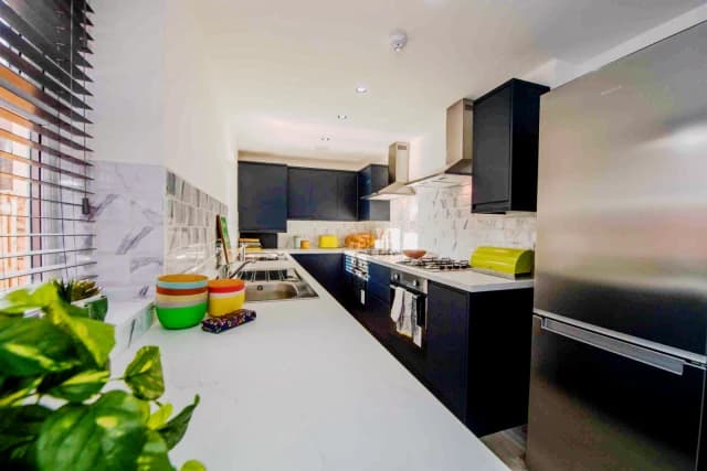 45 Langton Road, L15 image 5