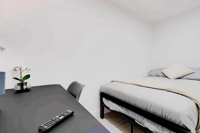 10 Leopold road, L7 image