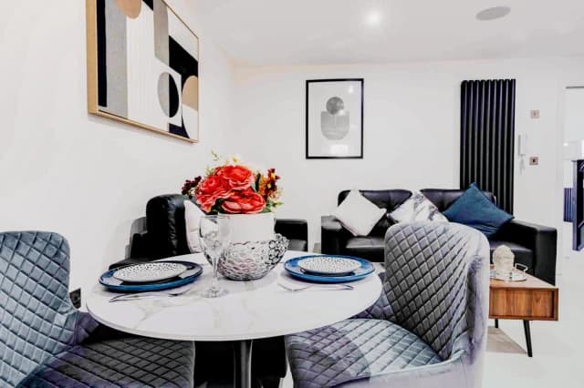 54 Gainsborough road, L15 image