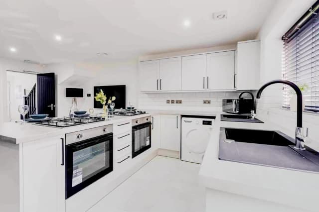 54 Gainsborough road, L15 image
