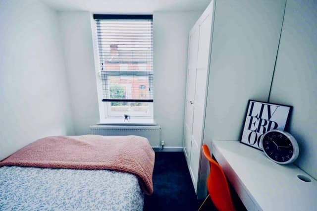 47 Salisbury Road, L15 image