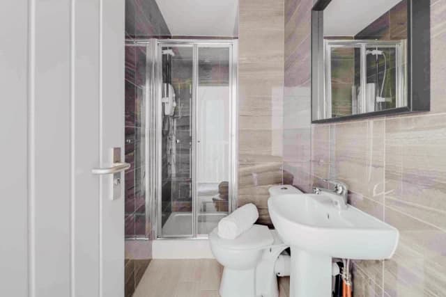 79 Cotswold Street, L7 image 5