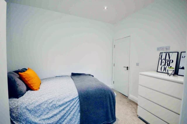 88 Woodcroft Road, L15 image