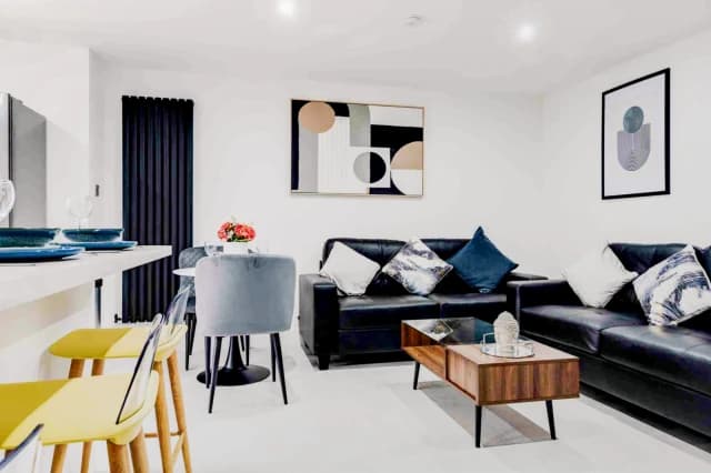 54 Gainsborough road, L15 image 5