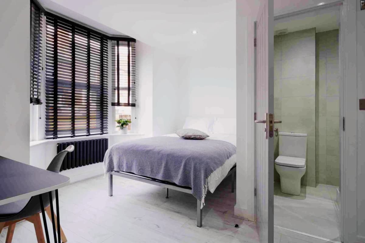 13 Avondale Street, LN2 image