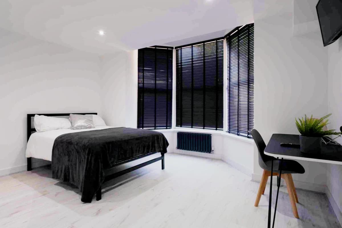 135 Monks Road image