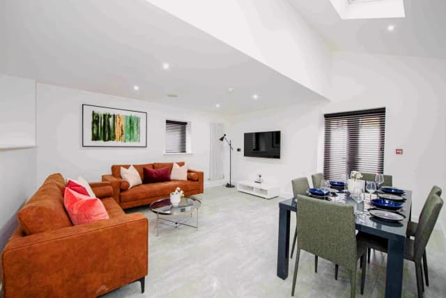 7 Langton Road, L15 image