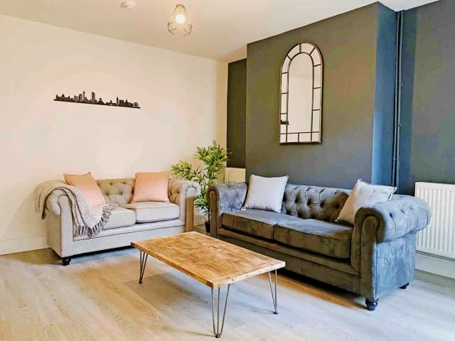5 Stanton Road, L18