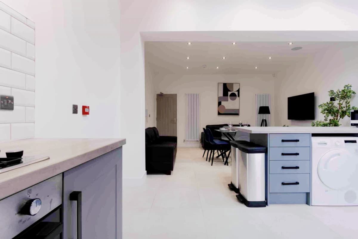 4 Eastbourne Street, LN2 image 2