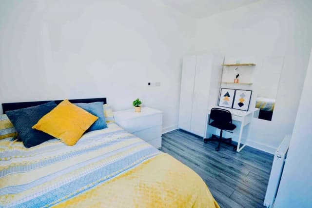 34 Granville Road, L15 image