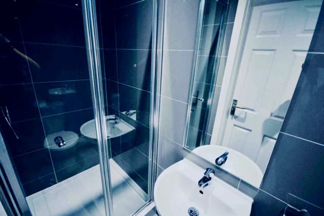 6 Cranborne Road, L15 image