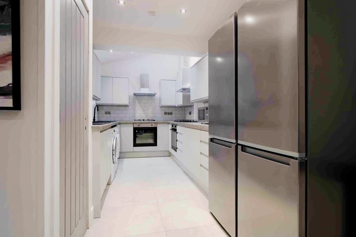 2 Eastbourne Street, LN2 image 4