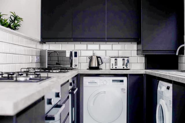 104 Cranborne Road, L15 image