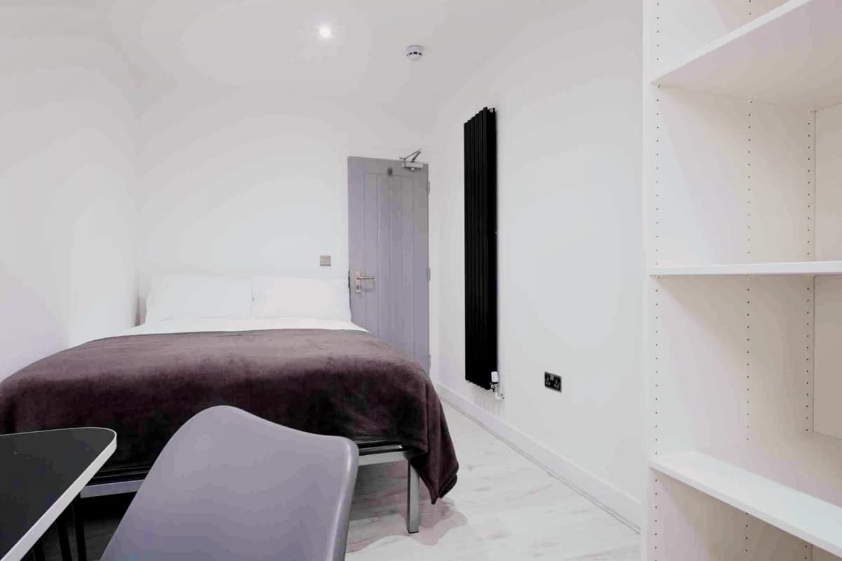 13 Avondale Street, LN2 image