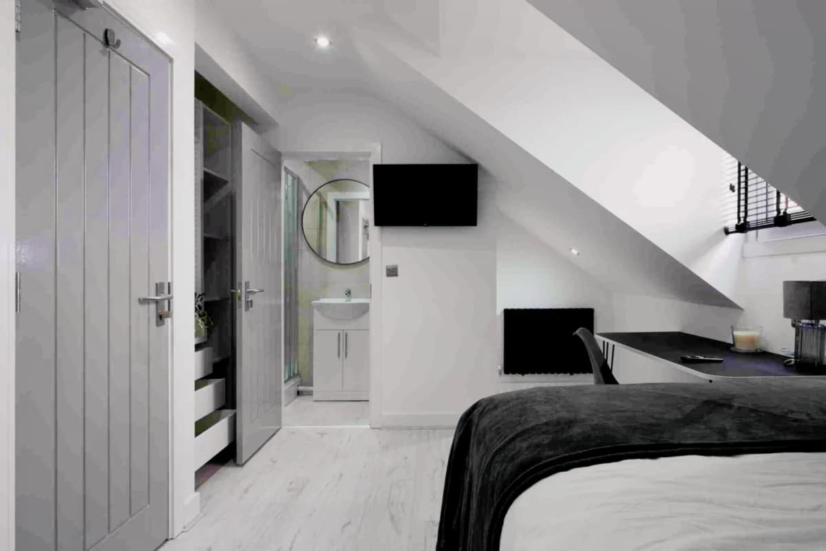 7 Avondale Street, LN2 image