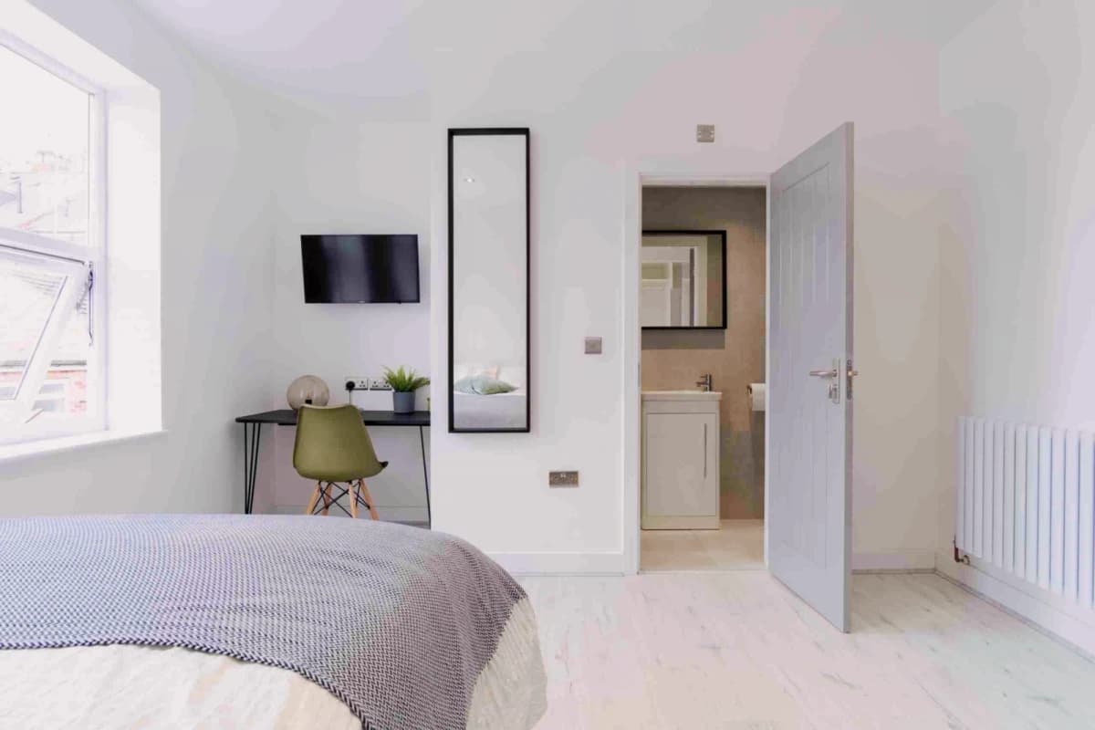 4 Eastbourne Street, LN2 image