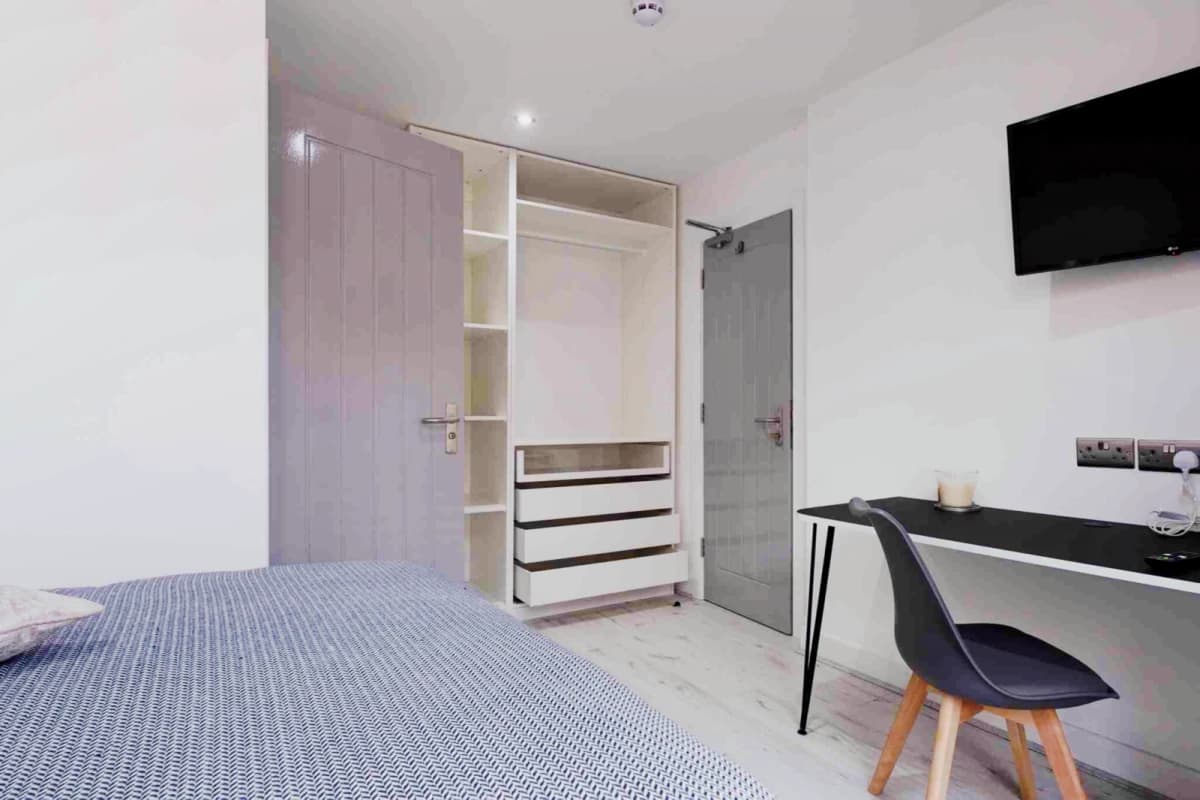 13 Avondale Street, LN2 image