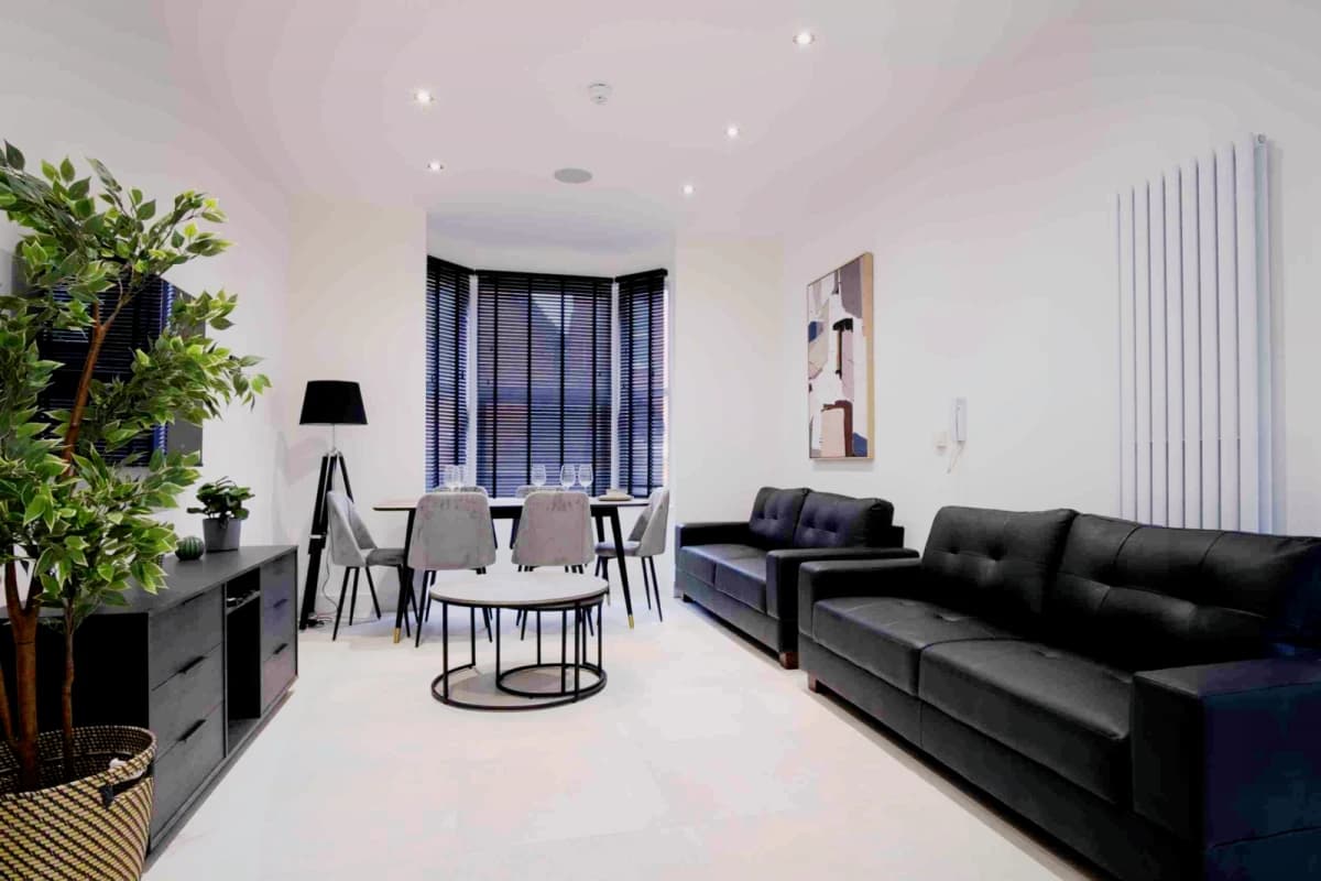 2 Eastbourne Street, LN2 image 2