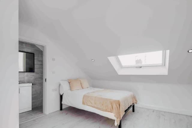 184 Alderson Road, L15 image