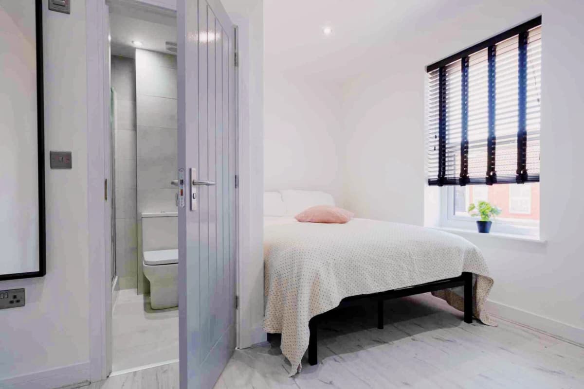 11 Avondale Street image