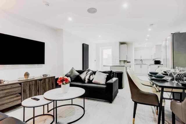 29 Malvern Road, L6