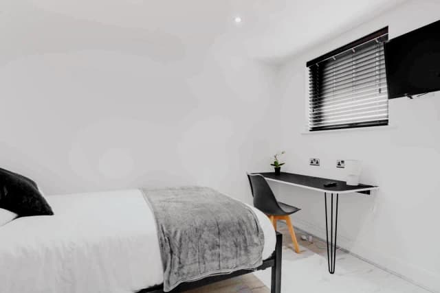 162 Alderson road, L15 image