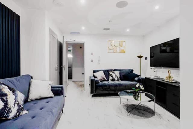 80 Cotswold Street, L7 image 3