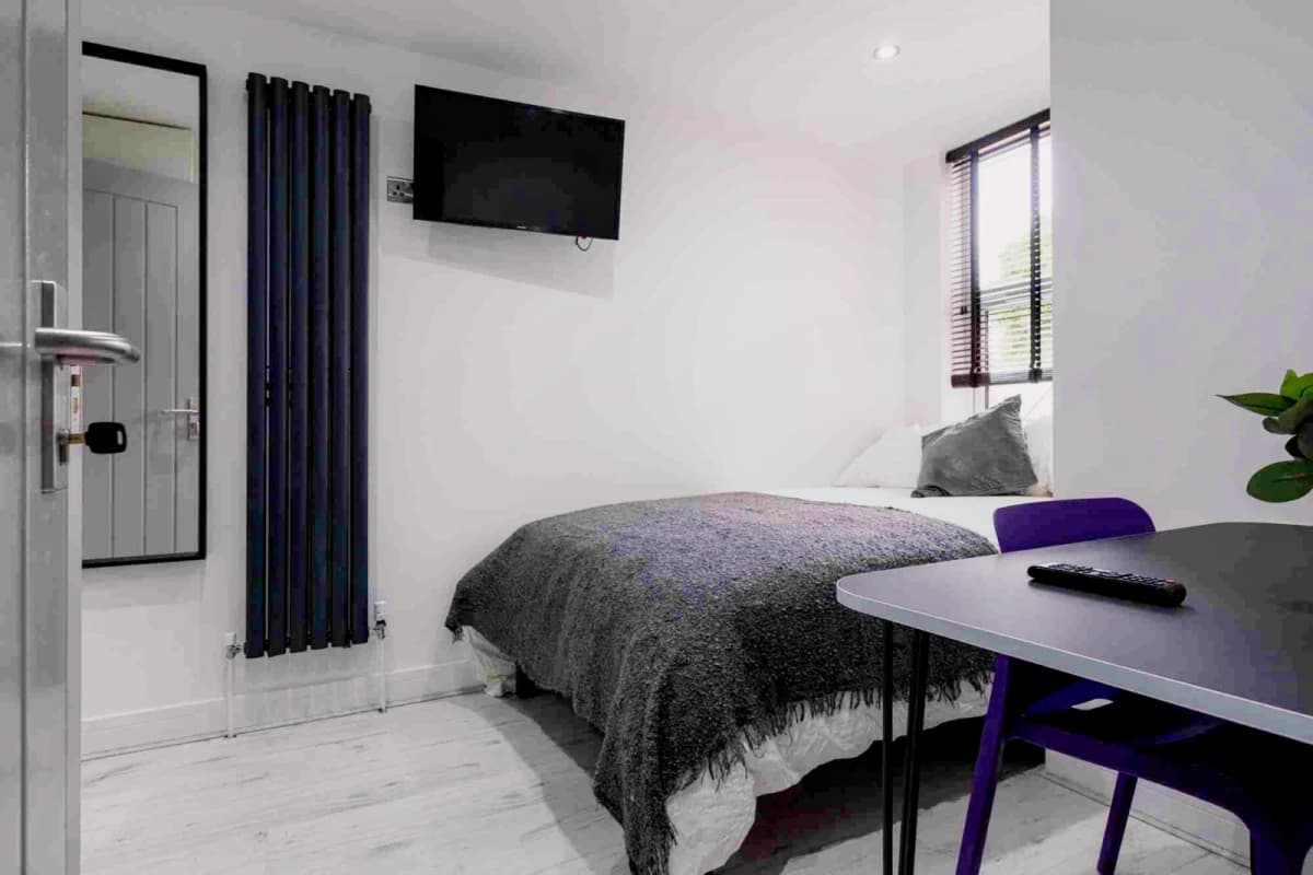 101 Carholme Road, LN1 image