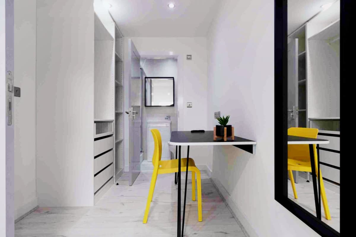 101 Carholme Road, LN1 image