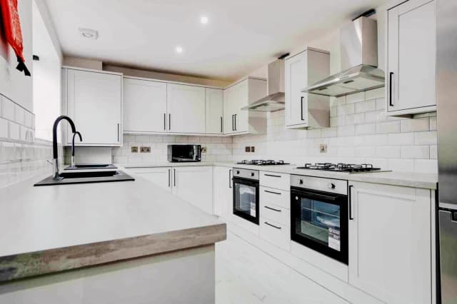 80 Cotswold Street, L7 image 4