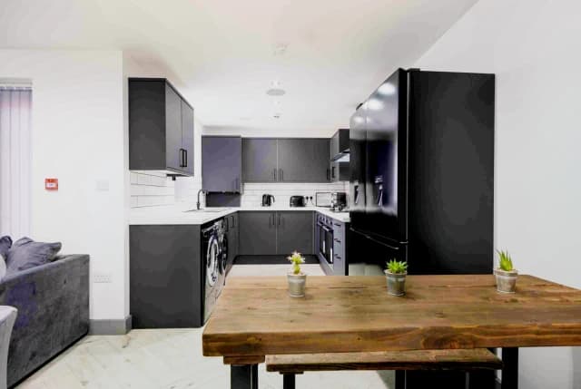 174 Alderson Road, L15 image 2
