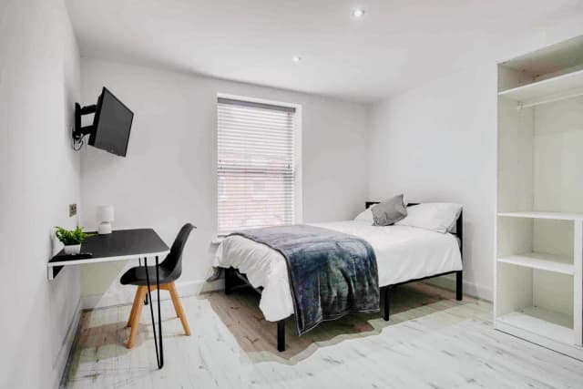 95 Salisbury road, L15 image