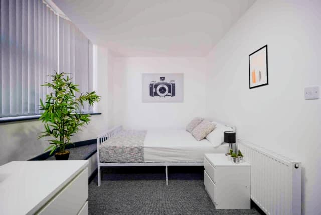 22 Cranborne road, L15 image