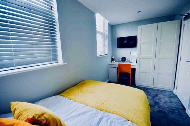 75 Ling Street, L7 image