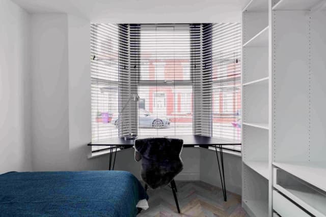 130 Cranborne Road image 4
