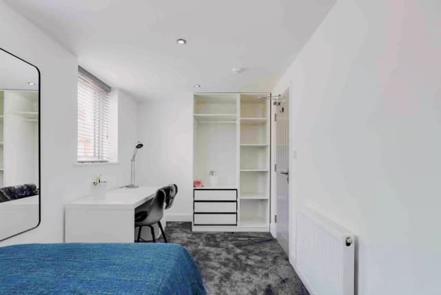 79 Cotswold Street L7 image