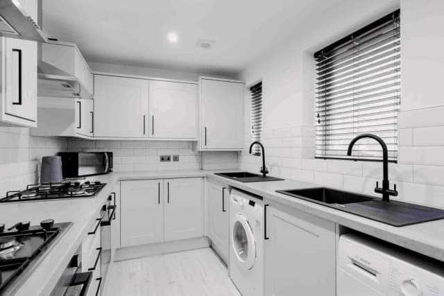 40 Fell Street, L7 image 4