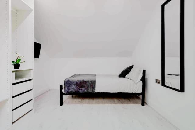 36 Borrowdale road, L15 image