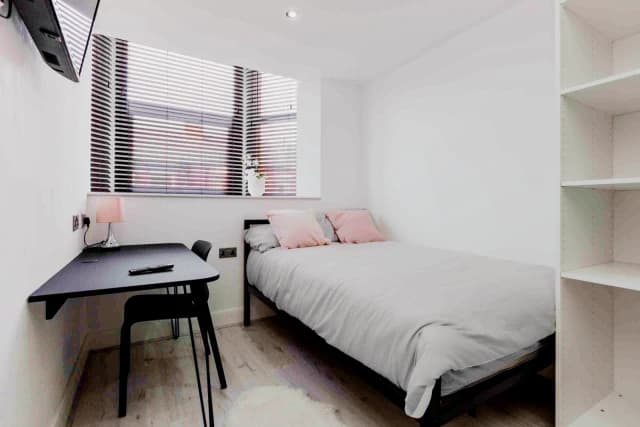 72 Alderson Road, L15 image