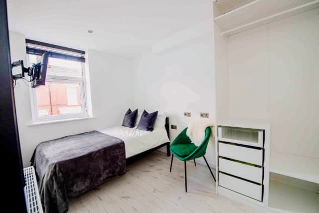 91 Alderson Road image