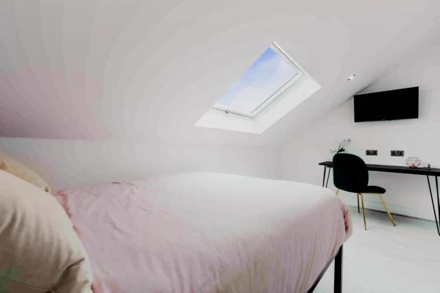 65 Granville Road, L15 image 5