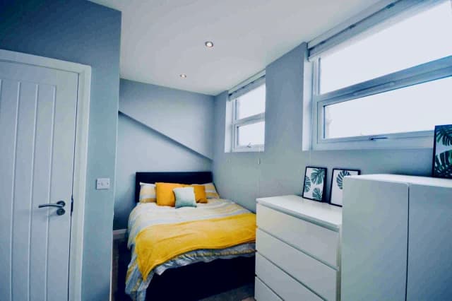18 Woodcroft Road, L15 image