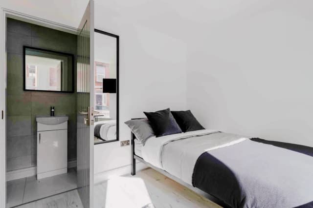 61 Granville Road, L15 image