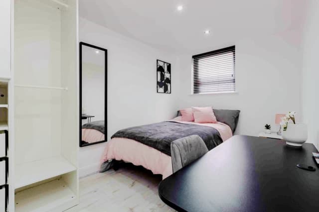 19 Langdale Road – flat 3 image